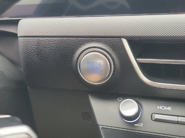 Used 2025 Hyundai Sonata SEL FWD image 28