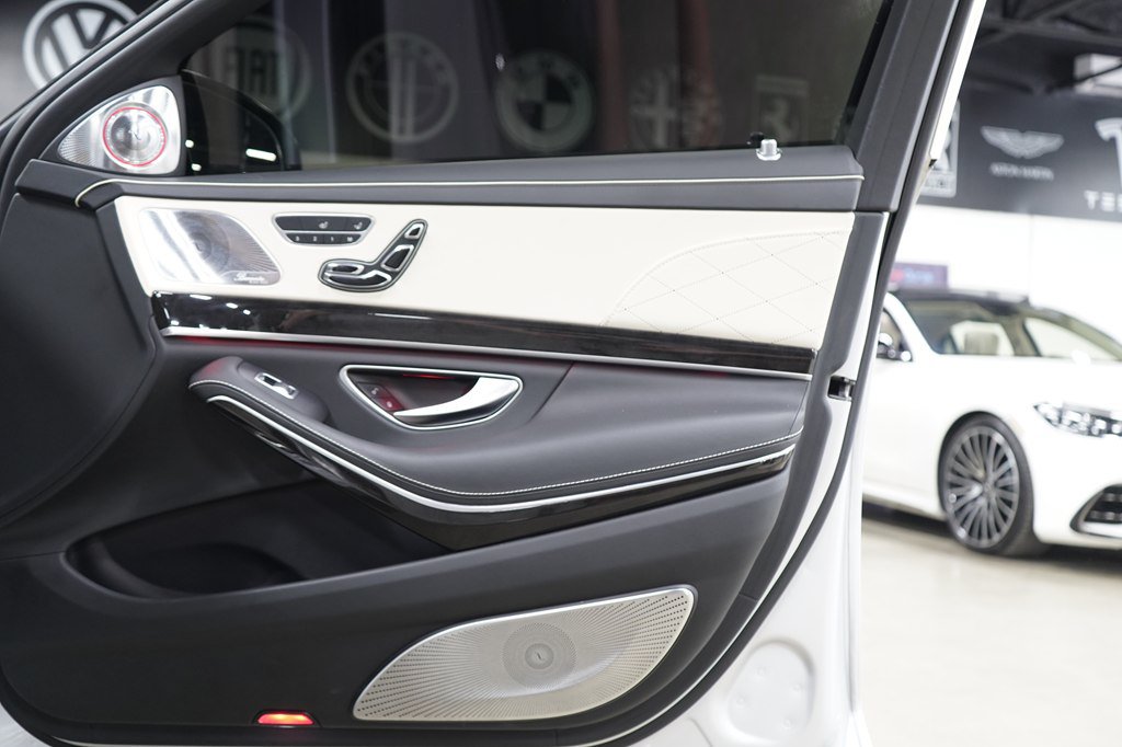 Used 2016 Mercedes-Benz Maybach S 600 image 24