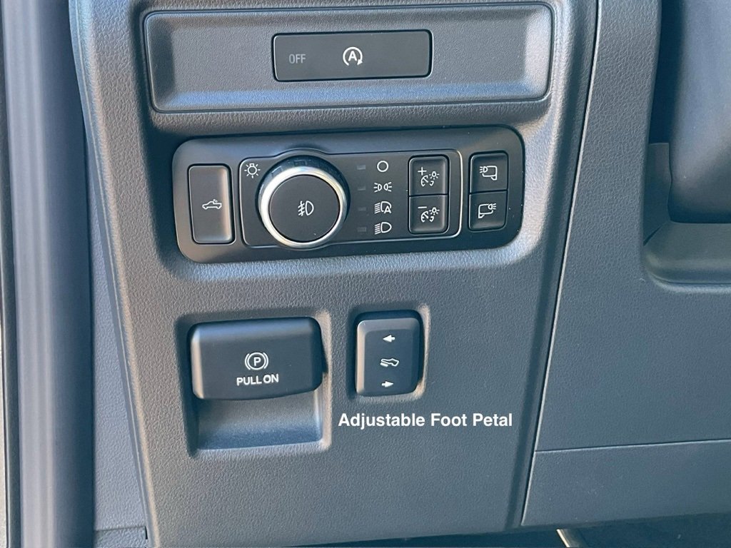 New 2025 Ford F150 Platinum w/ Equipment Group 702A High image 13