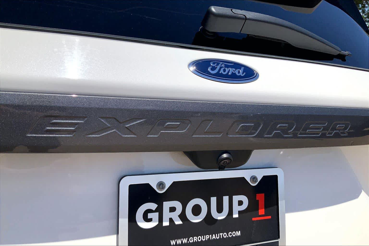 Used 2022 Ford Explorer XLT w/ Equipment Group 202A RWD image 33