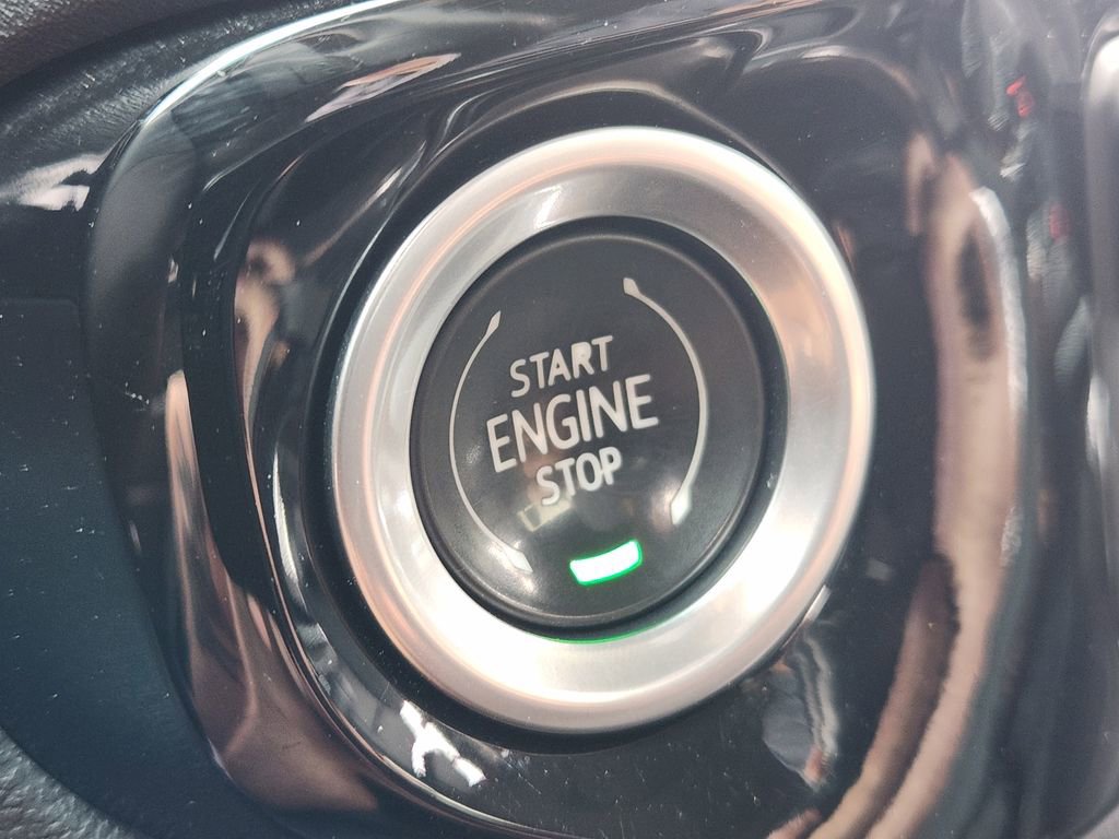 Certified 2022 Chevrolet Silverado 1500 LTZ AWD/4WD image 21