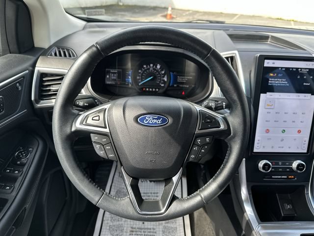 Used 2024 Ford Edge Titanium AWD/4WD image 13