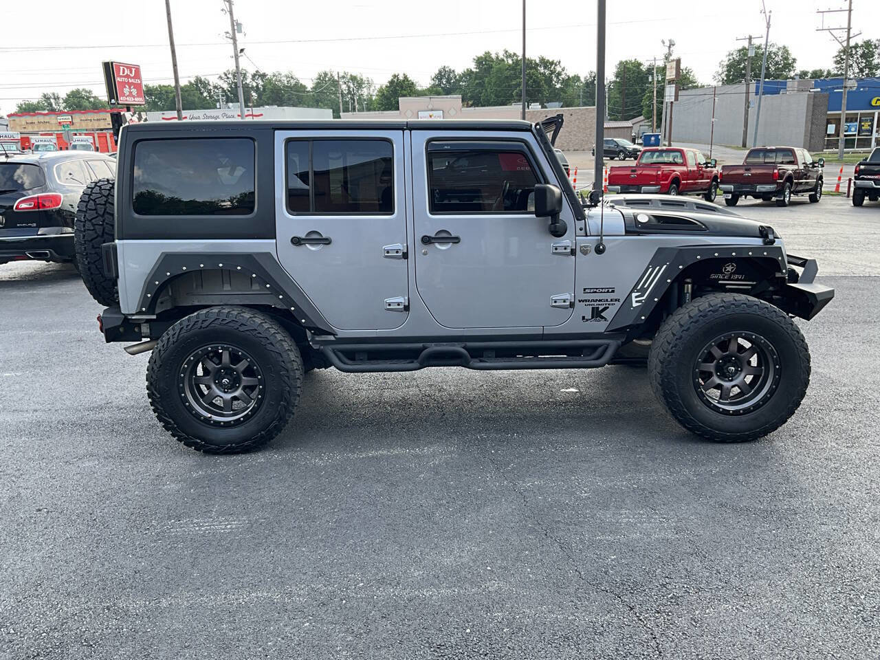 Used 2015 Jeep Wrangler Unlimited Sport w/ Quick Order Package 24S AWD/4WD image 6