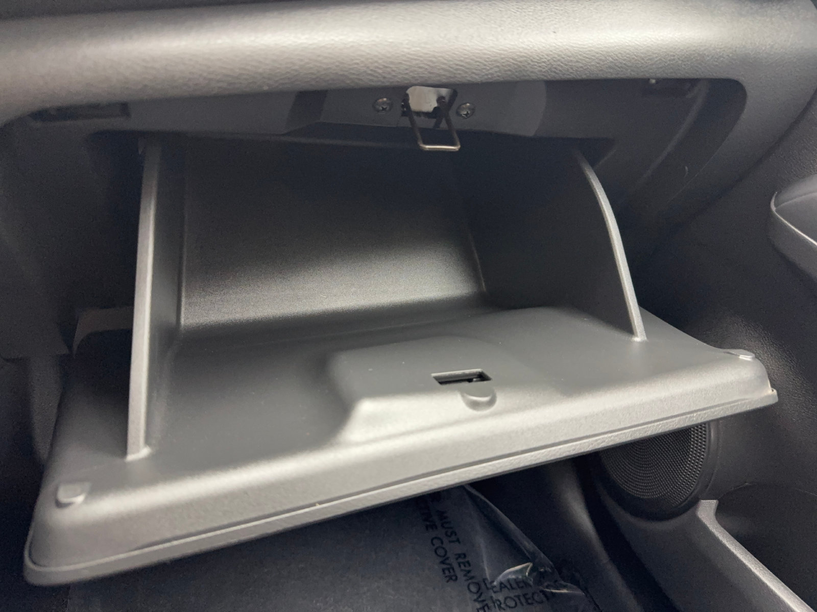 Used 2020 Nissan Kicks S FWD image 20
