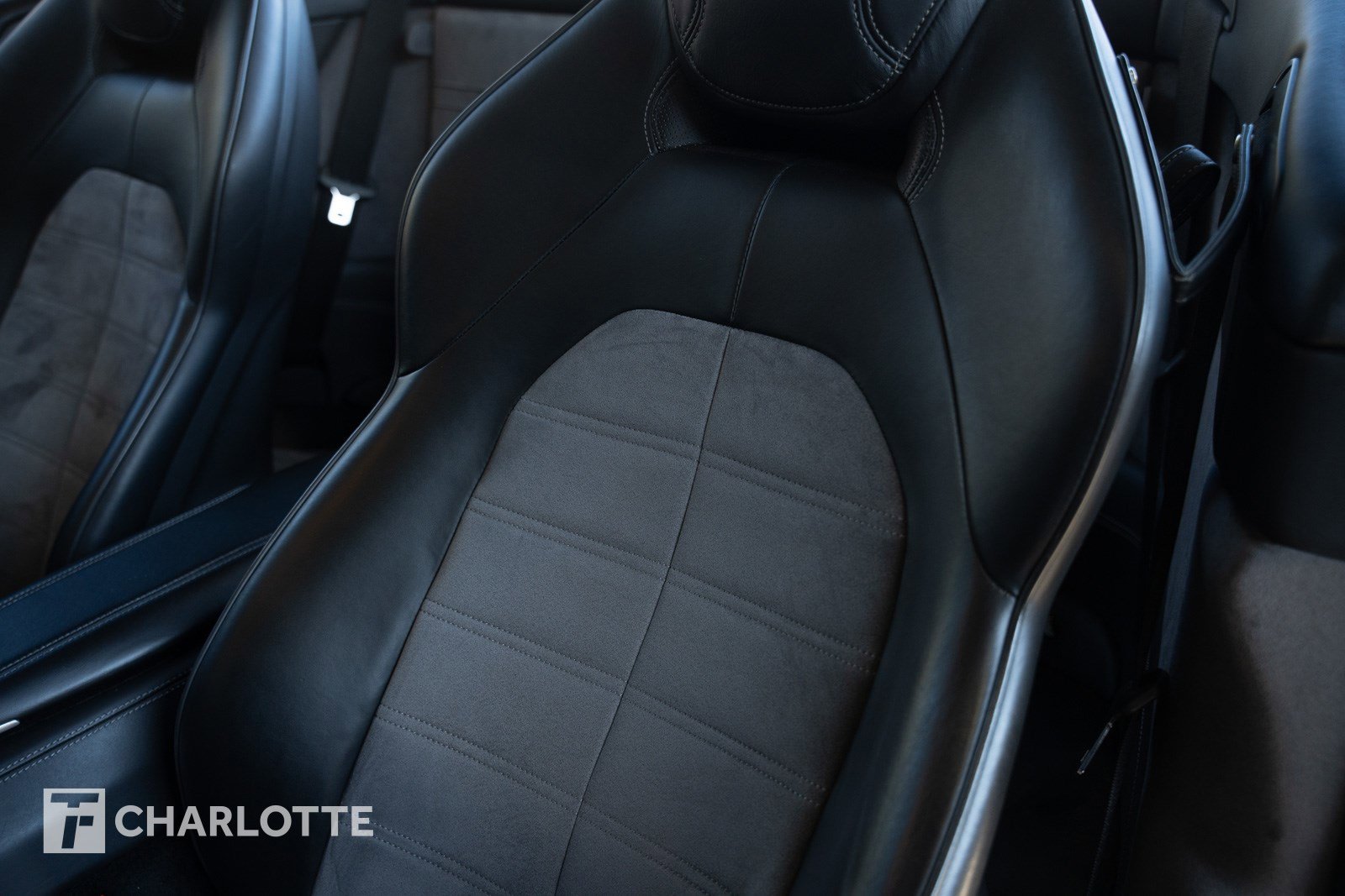 Used 2016 Ferrari California T image 20