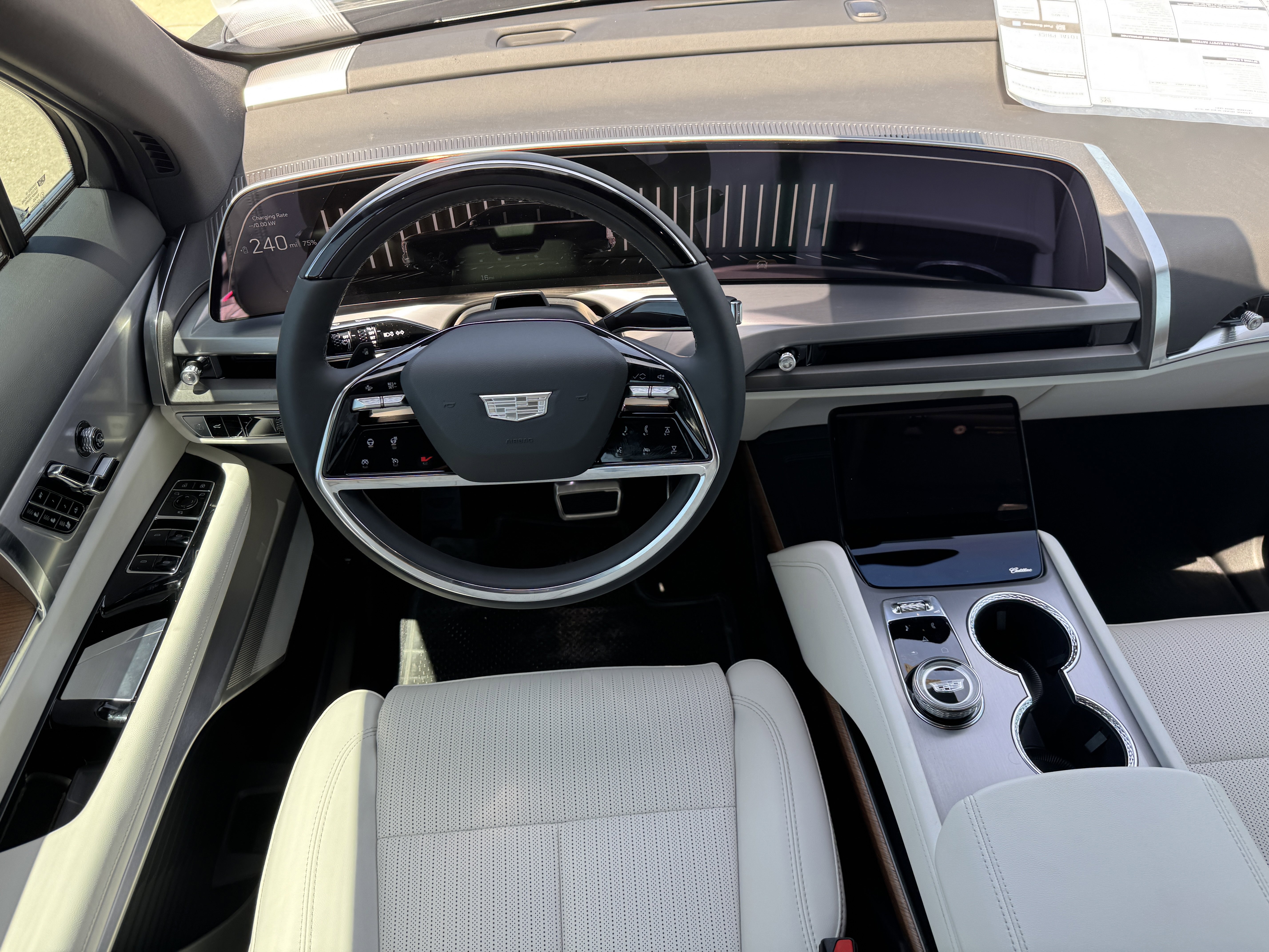 New 2026 Cadillac Vistiq Luxury image 15
