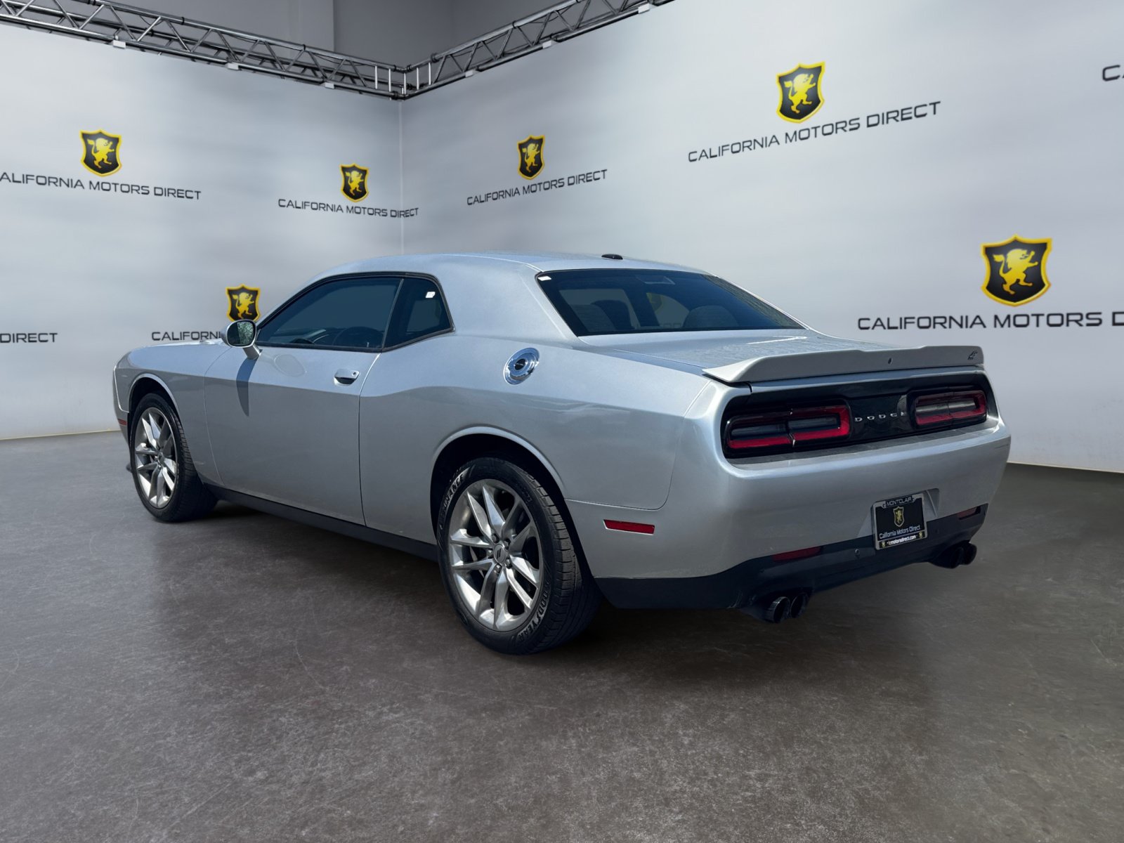 Used 2022 Dodge Challenger GT AWD/4WD image 3