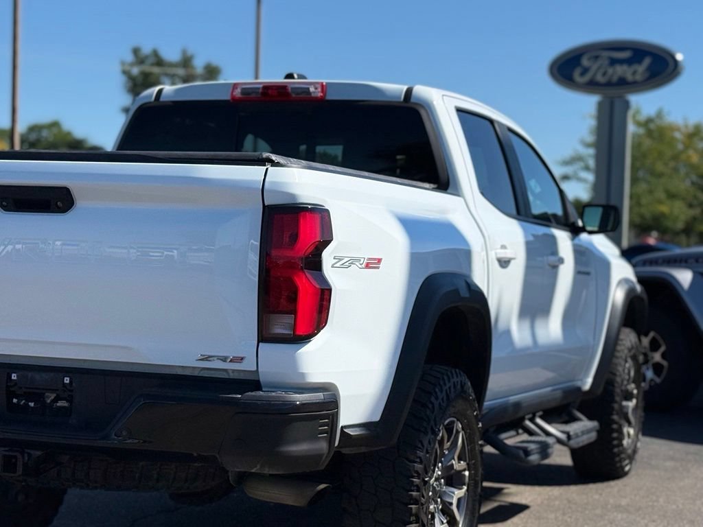 Used 2023 Chevrolet Colorado ZR2 w/ ZR2 Convenience Package III AWD/4WD image 33