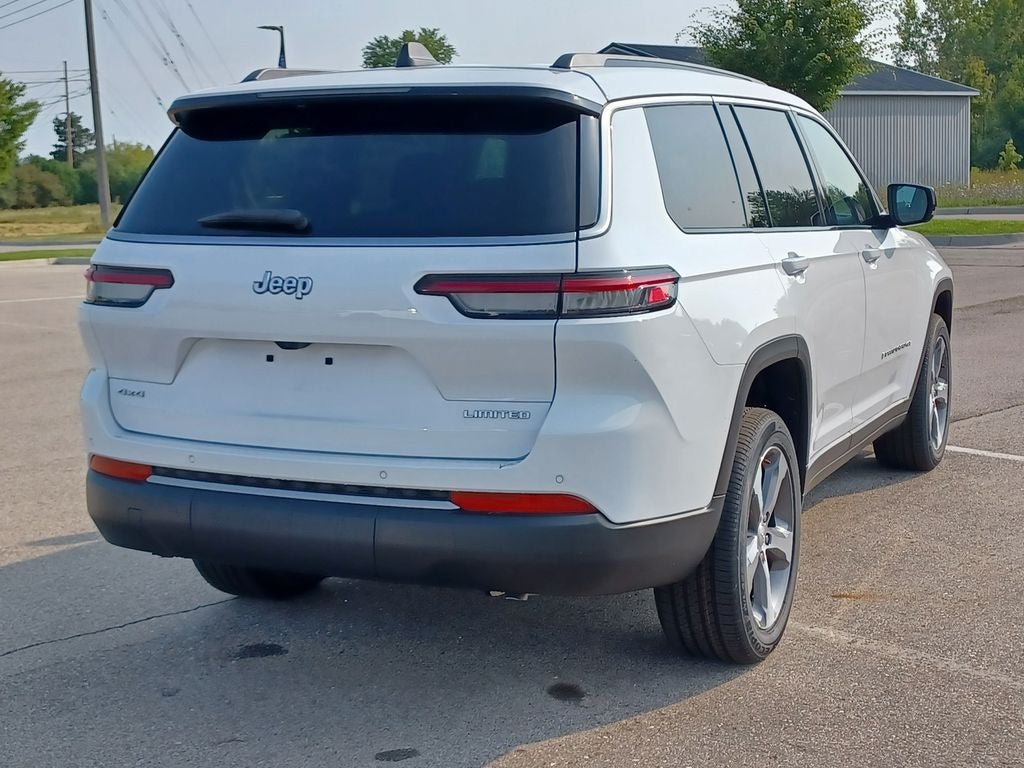New 2026 Jeep Grand Cherokee L Limited AWD/4WD image 4