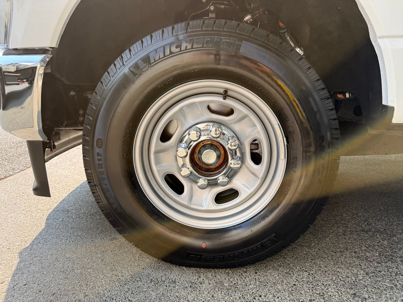 Used 2025 Ford F250 XL w/ XL Chrome Package RWD image 17
