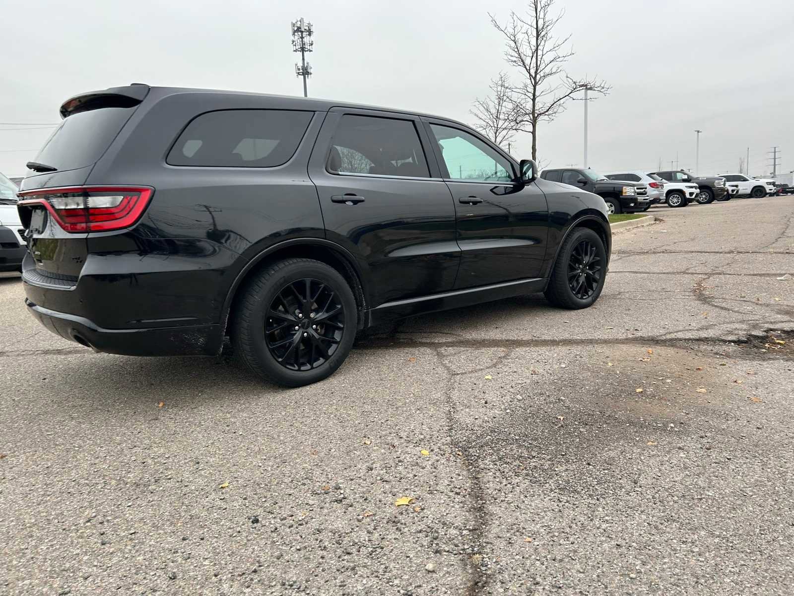 Used 2016 Dodge Durango R/T w/ Blacktop Package image 19