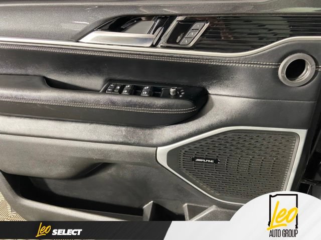 Used 2022 Jeep Wagoneer Series I w/ Premium Group I AWD/4WD image 20