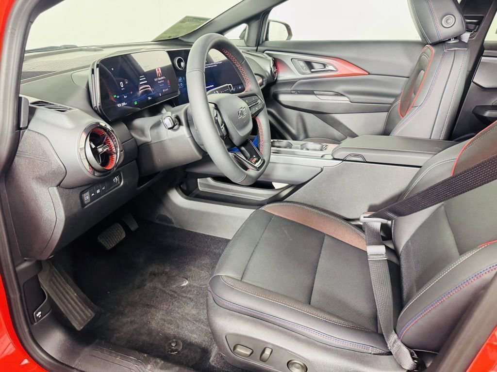 Used 2025 Chevrolet Equinox EV RS image 16