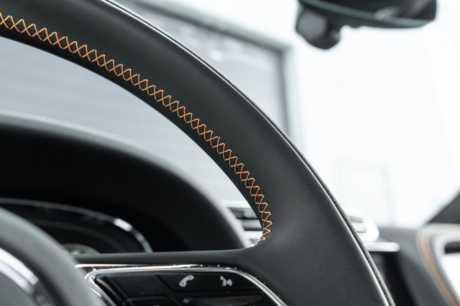 Certified 2026 Bentley Bentayga Speed AWD/4WD image 32