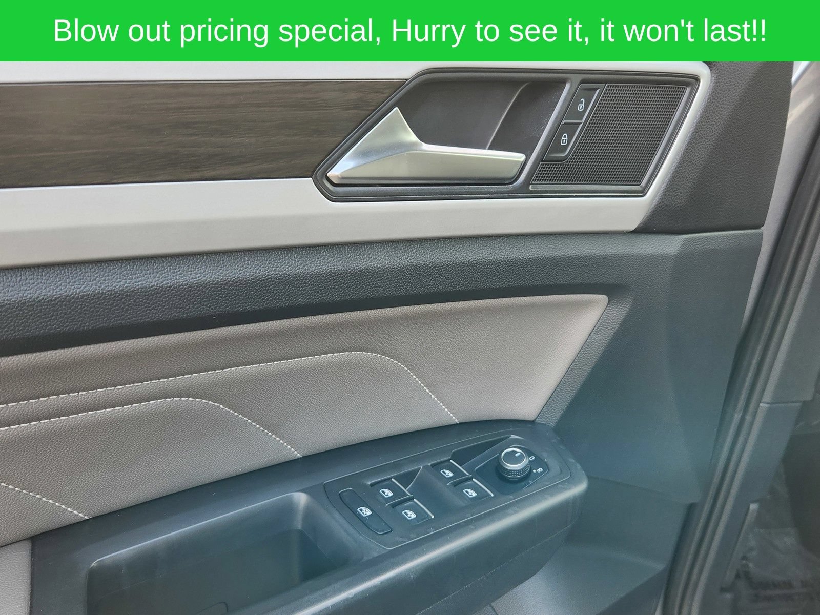 Used 2022 Volkswagen Atlas SE AWD/4WD image 12