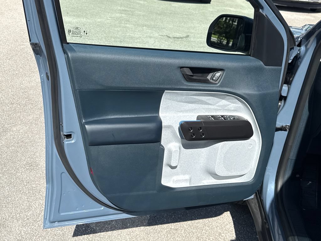 Certified 2025 Ford Maverick XLT FWD image 13