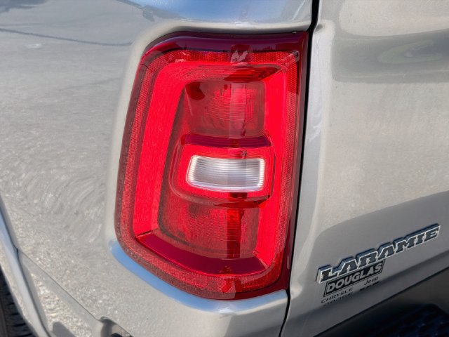 Used 2025 RAM 1500 Laramie w/ Sport Appearance Package AWD/4WD image 10