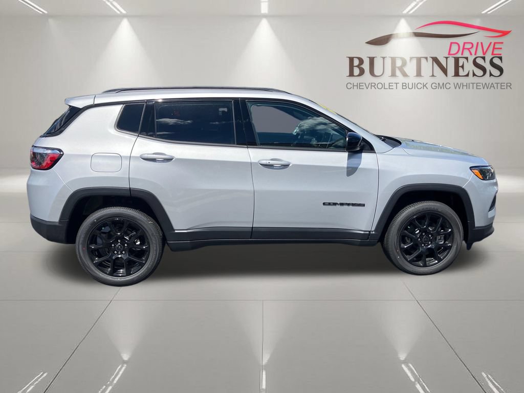 New 2026 Jeep Compass Latitude AWD/4WD image 8