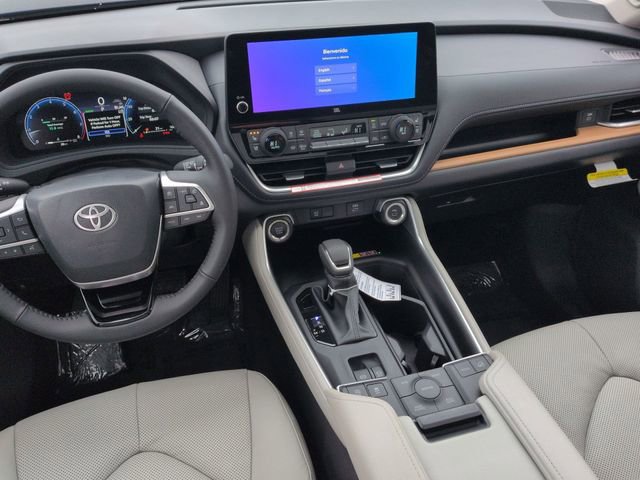 Certified 2026 Toyota Grand Highlander Limited image 27