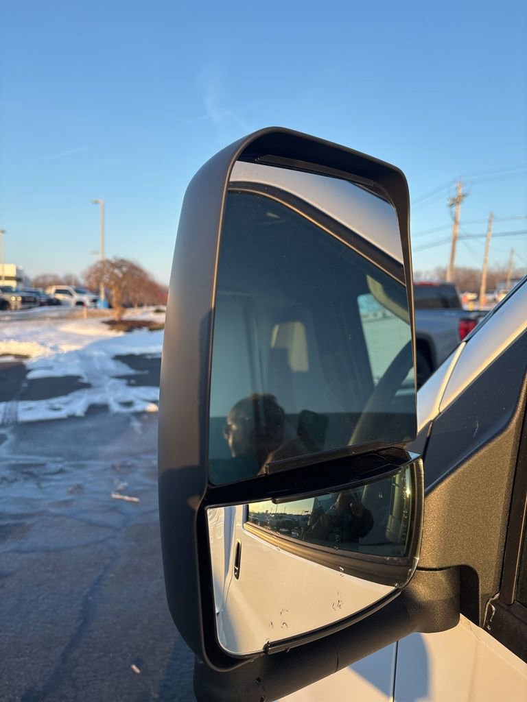 New 2025 GMC Savana 3500 w/ Power Convenience Package image 39