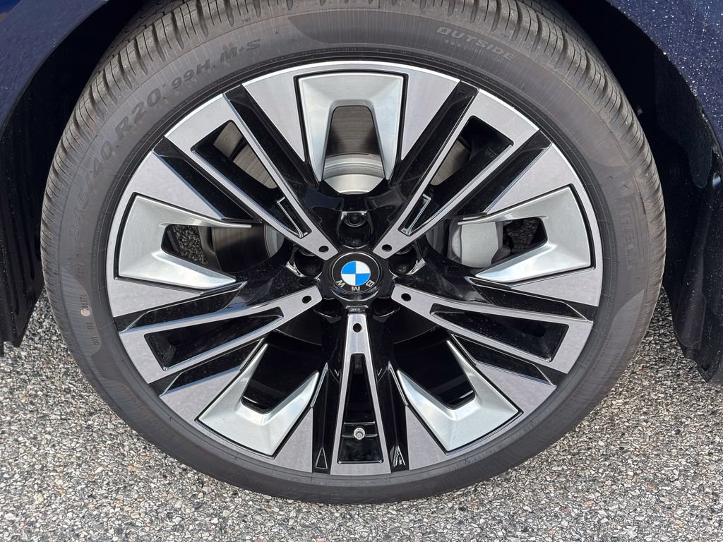 New 2027 BMW 530i xDrive w/ Premium Package AWD/4WD image 8