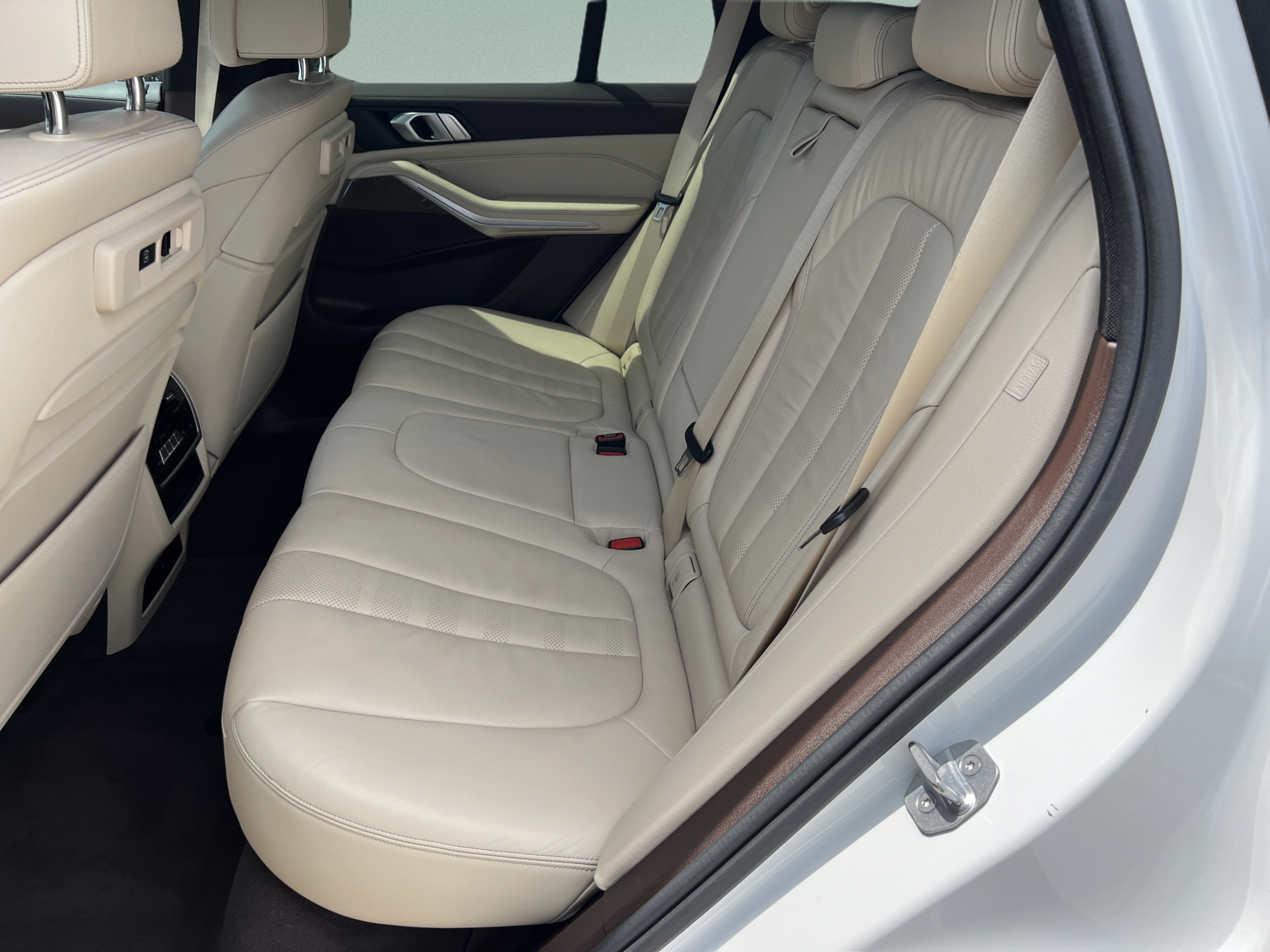 Used 2019 BMW X5 xDrive40i AWD/4WD image 25