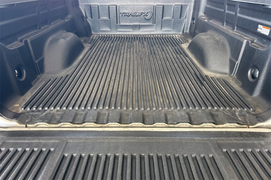 Used 2017 GMC Canyon 2WD Crew Cab w/ Convenience Package image 18