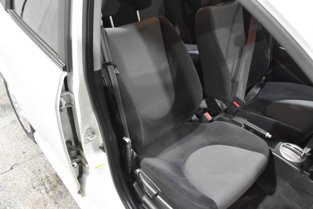 Used 2007 Honda Fit Sport image 40