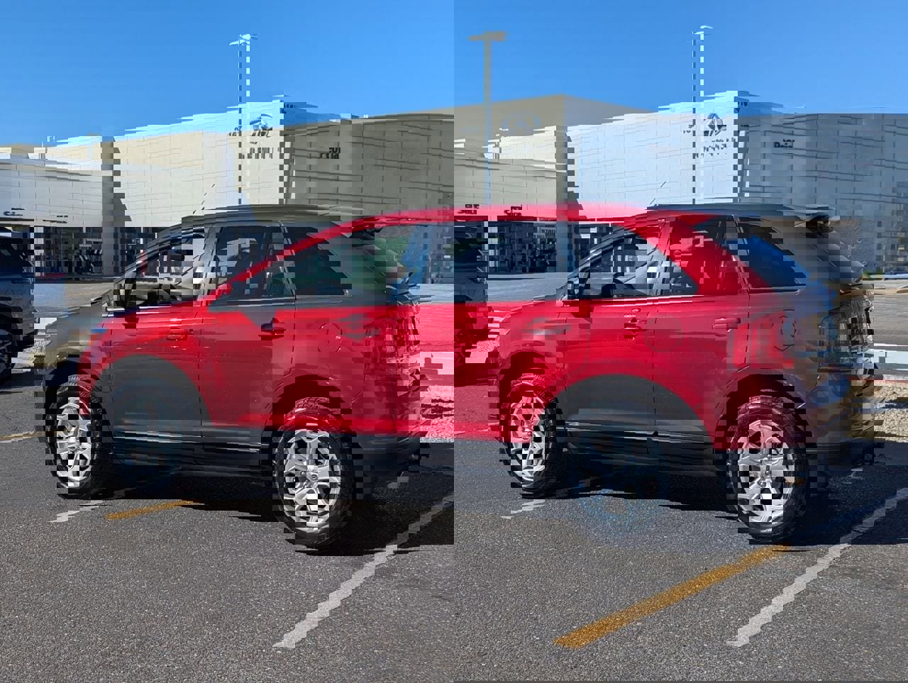 Used 2013 Ford Edge SEL w/ Class II Trailer Tow Pkg image 4