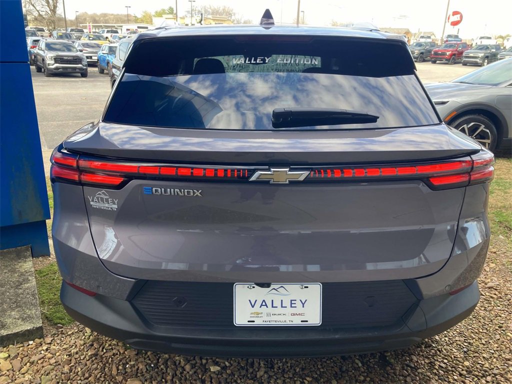 New 2026 Chevrolet Equinox EV LT image 5