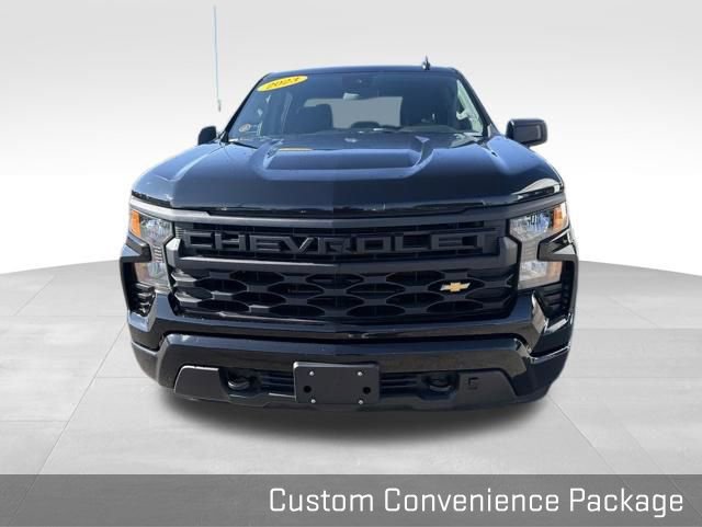 Used 2023 Chevrolet Silverado 1500 Custom AWD/4WD image 5