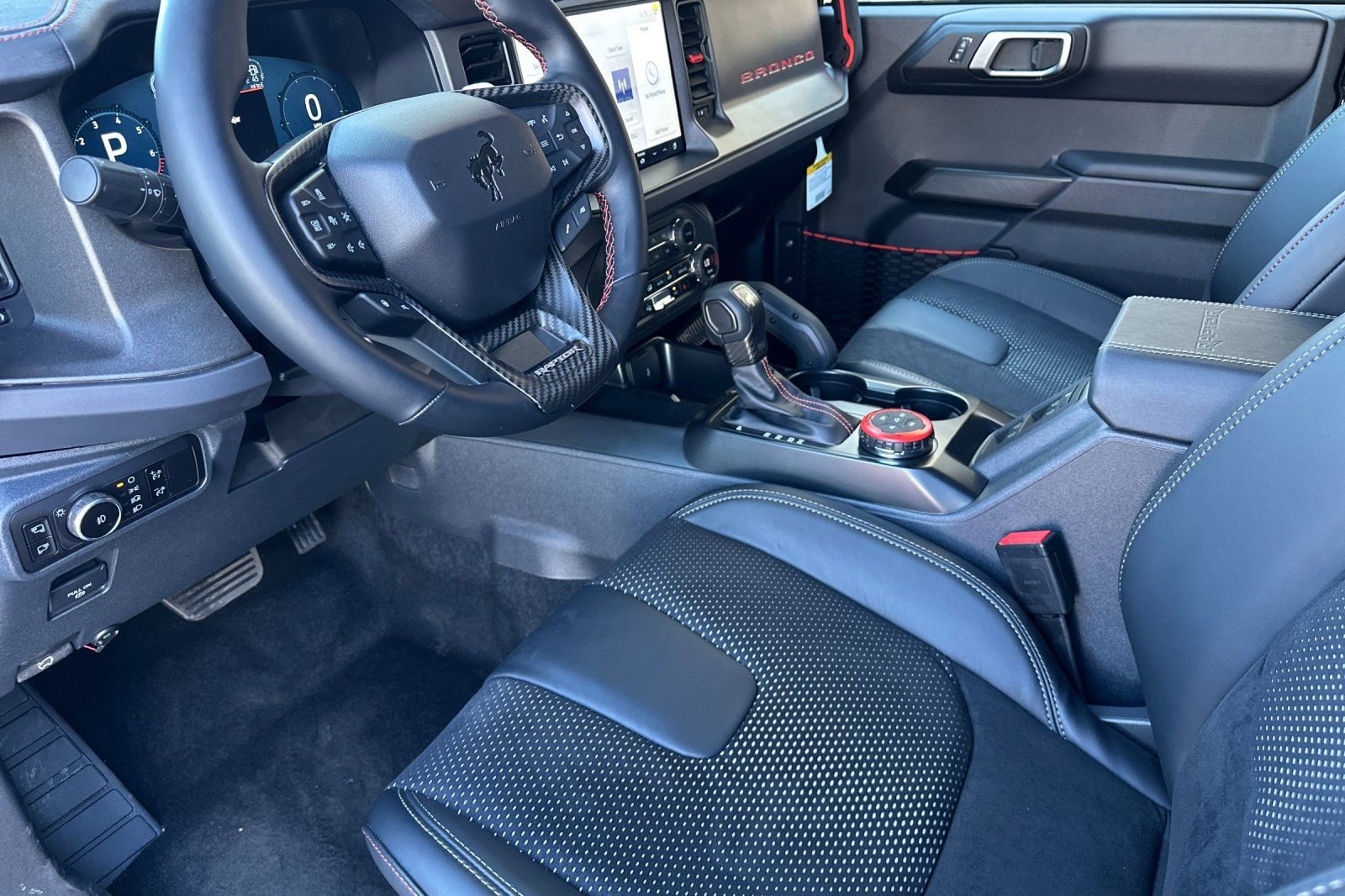 New 2025 Ford Bronco Raptor image 9