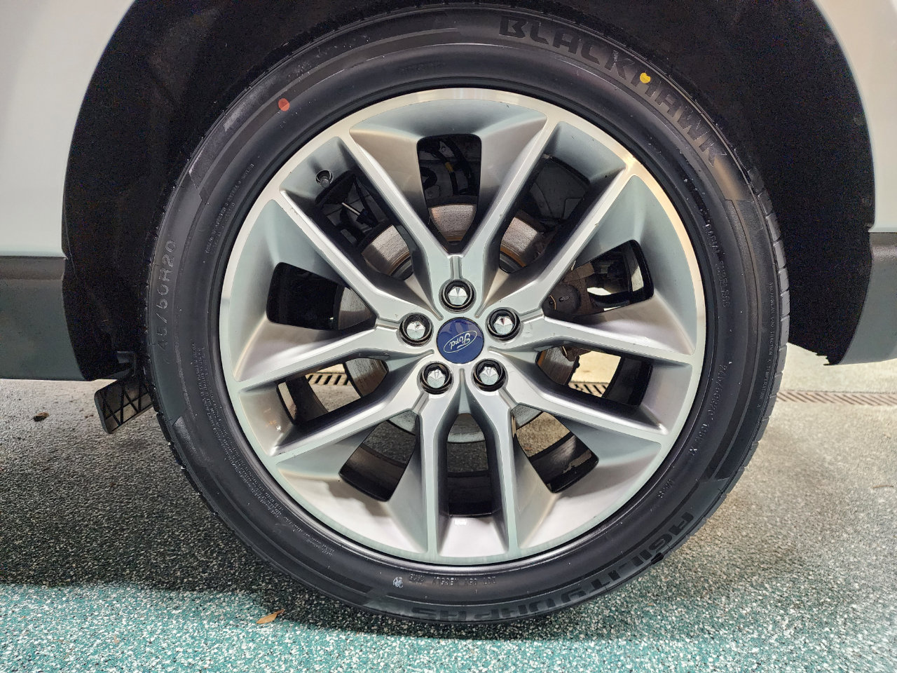 Used 2017 Ford Edge Titanium w/ Equipment Group 302A image 11