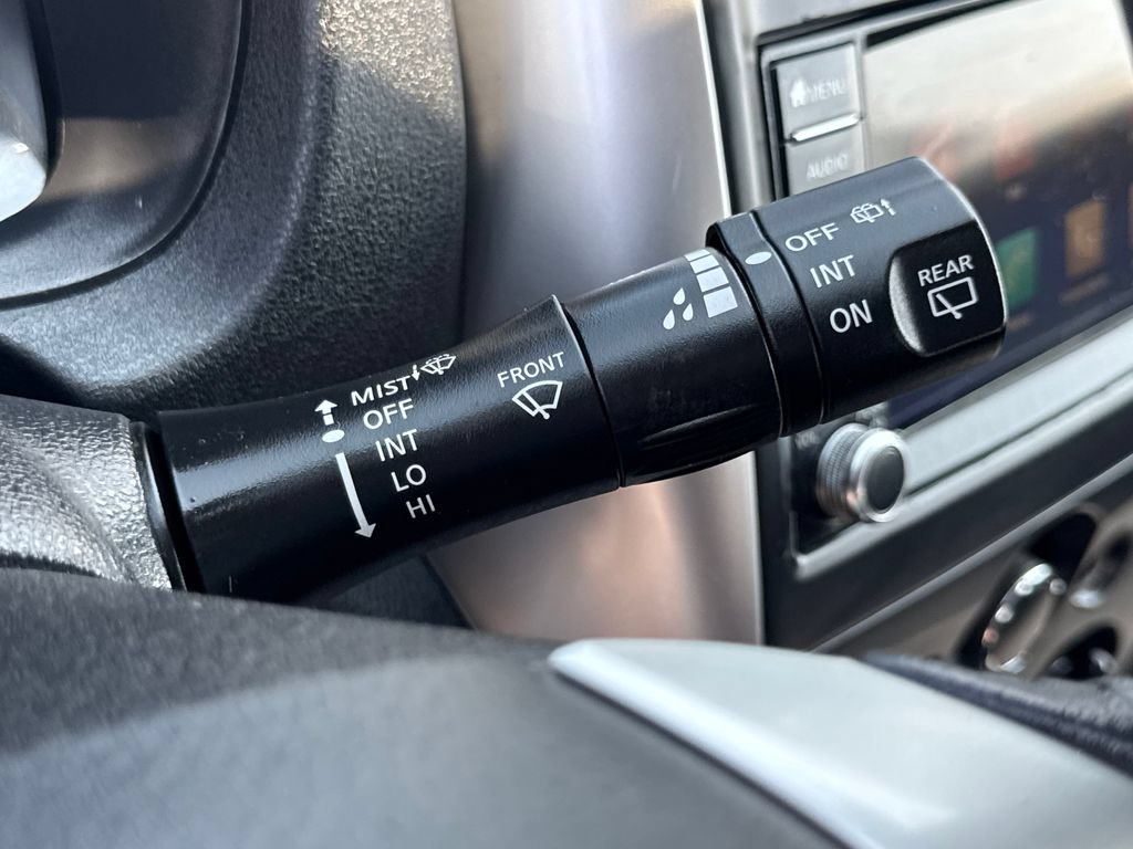 Used 2019 Nissan Versa Note SV FWD image 35