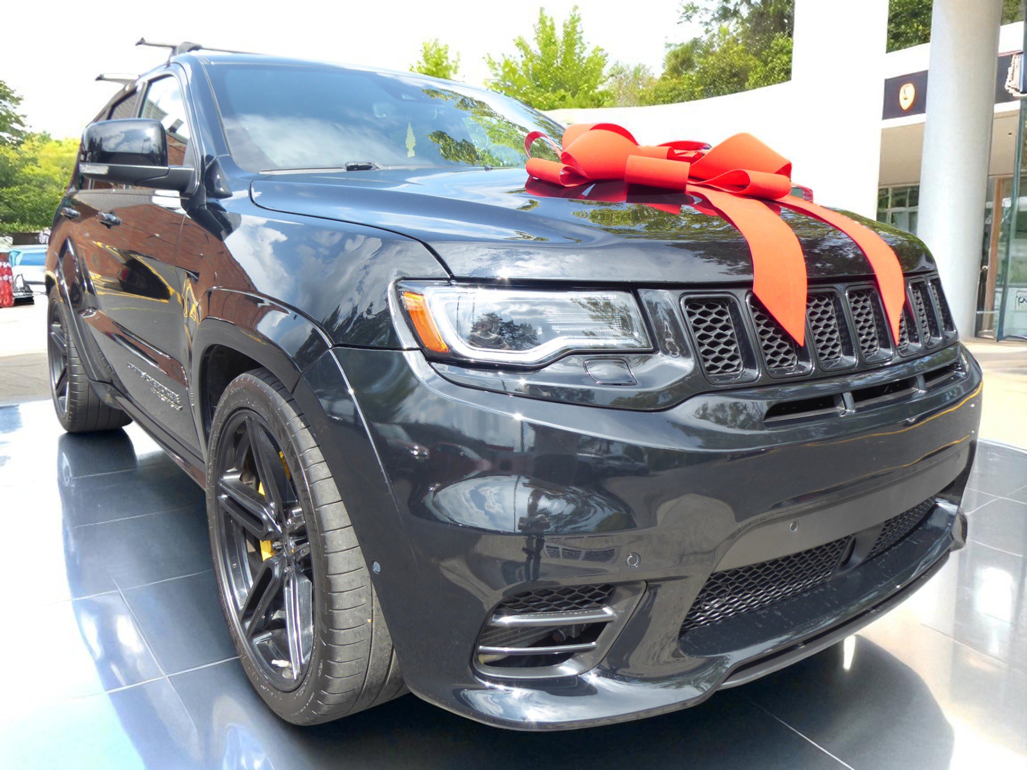 Used 2018 Jeep Grand Cherokee Trackhawk image 4