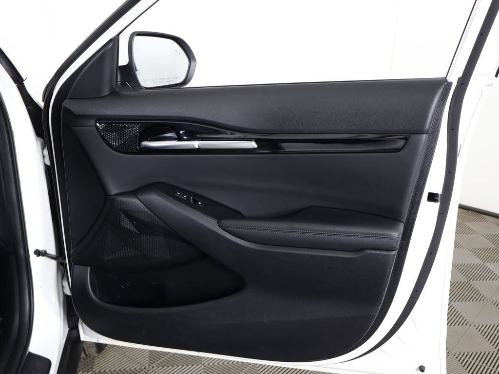 Used 2024 Kia Seltos S image 23