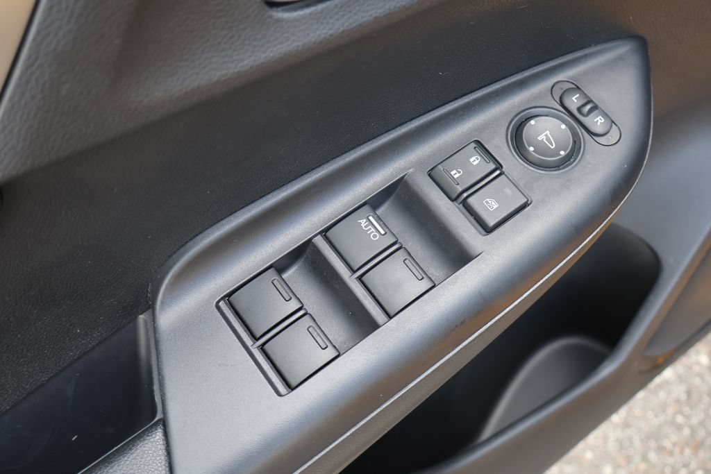 Used 2018 Honda Fit EX image 12