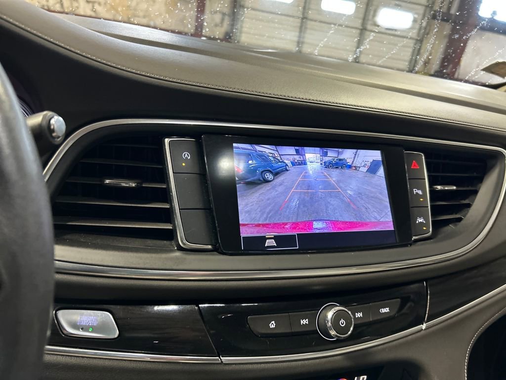 Used 2023 Buick Enclave Essence w/ Sport Touring Edition image 19
