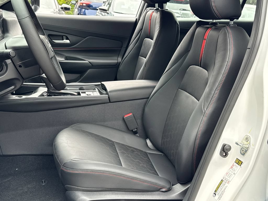 New 2026 Nissan Sentra SR w/ SR Premium Package FWD image 6