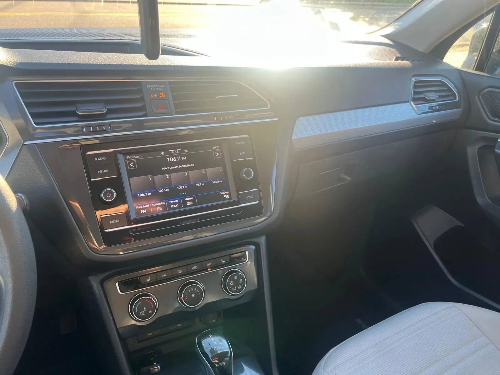 Used 2022 Volkswagen Tiguan S image 18