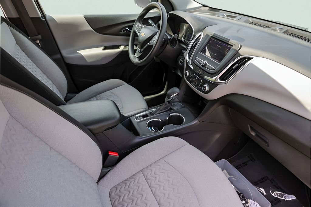 Used 2024 Chevrolet Equinox LS w/ LS Convenience Package FWD image 28