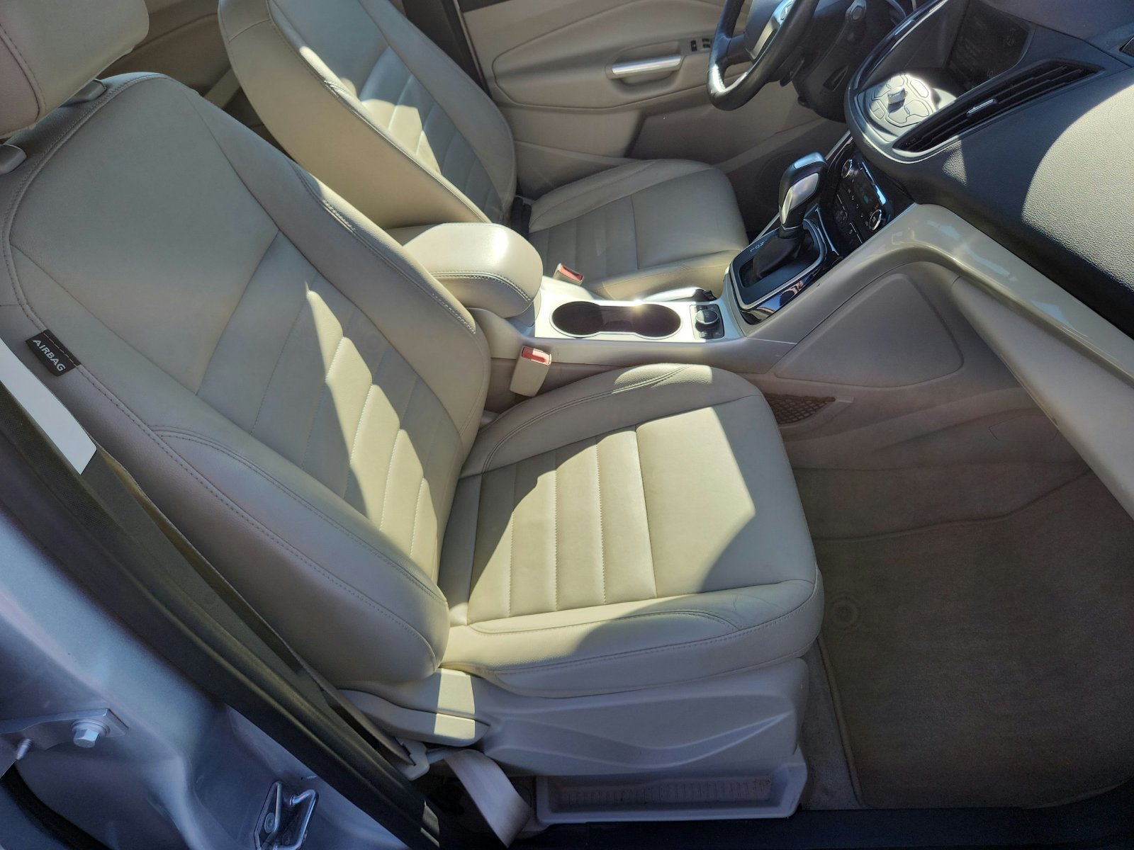 Used 2014 Ford C-MAX Energi SEL FWD image 24