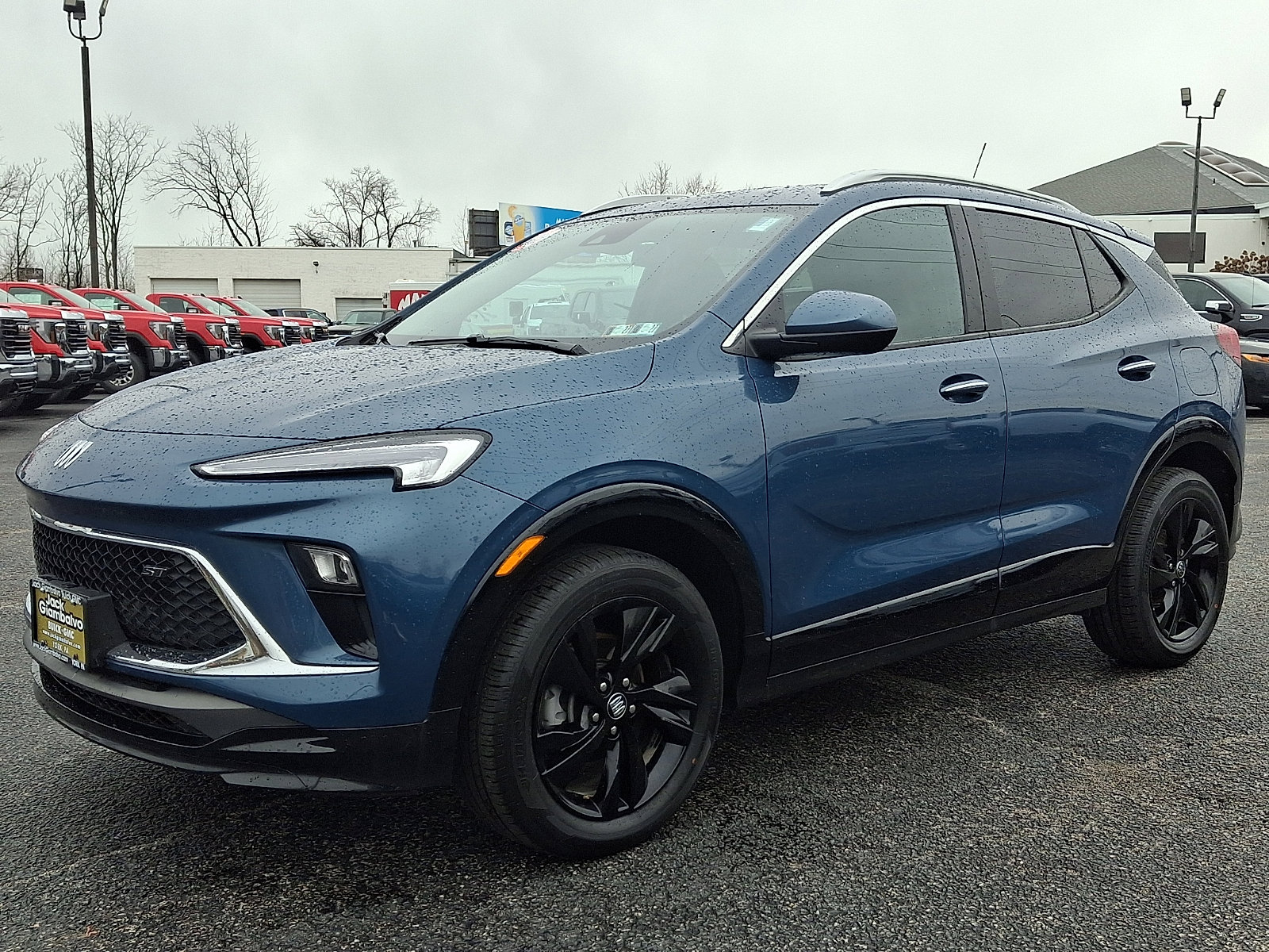 Used 2024 Buick Encore GX Sport Touring image 4