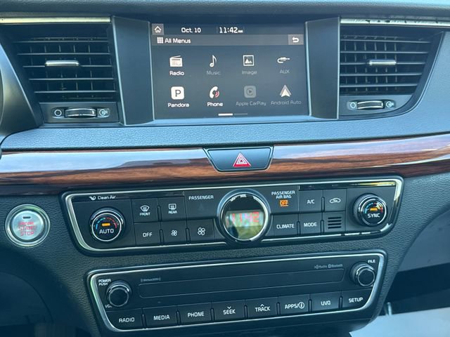 Used 2017 Kia Cadenza Premium image 30