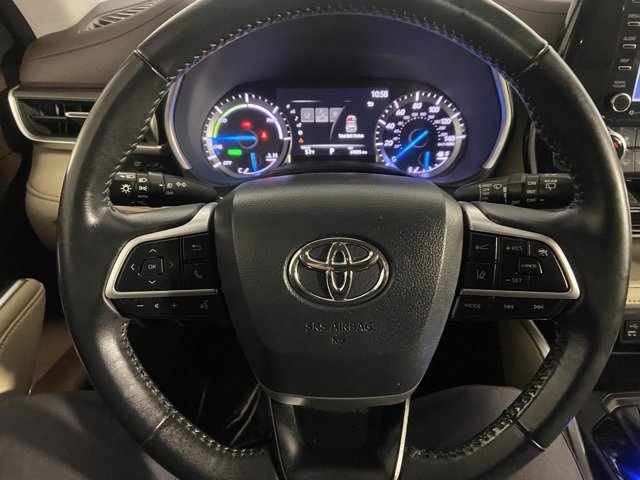 Used 2022 Toyota Highlander XLE image 24