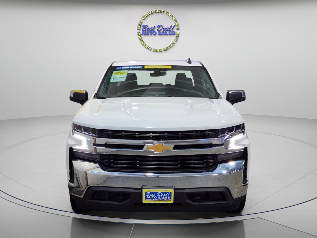 Used 2022 Chevrolet Silverado 1500 LT image 2