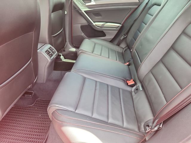 Used 2018 Volkswagen GTI SE w/ SE Leather Package image 24