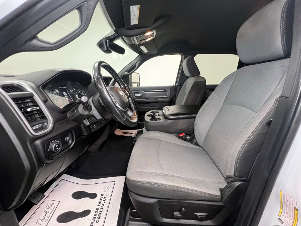 Used 2023 RAM 3500 Big Horn w/ Level 1 Equipment Group image 4