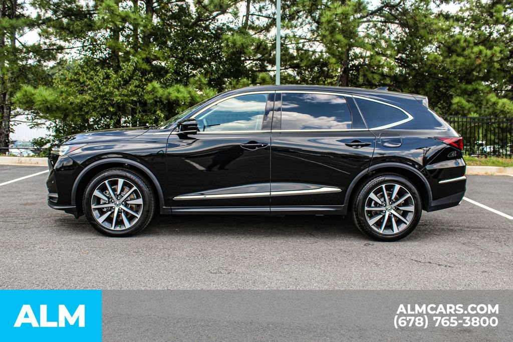 Used 2025 Acura MDX w/ Technology Package FWD image 5