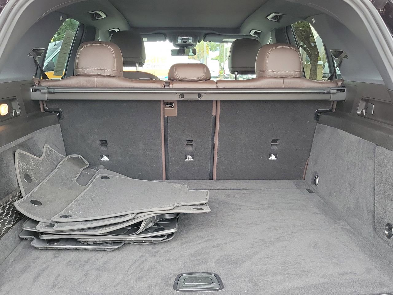 Used 2023 Mercedes-Benz GLE 450 4MATIC image 9